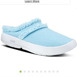 WOMEN'S OOCOOZIE MULE SHOE